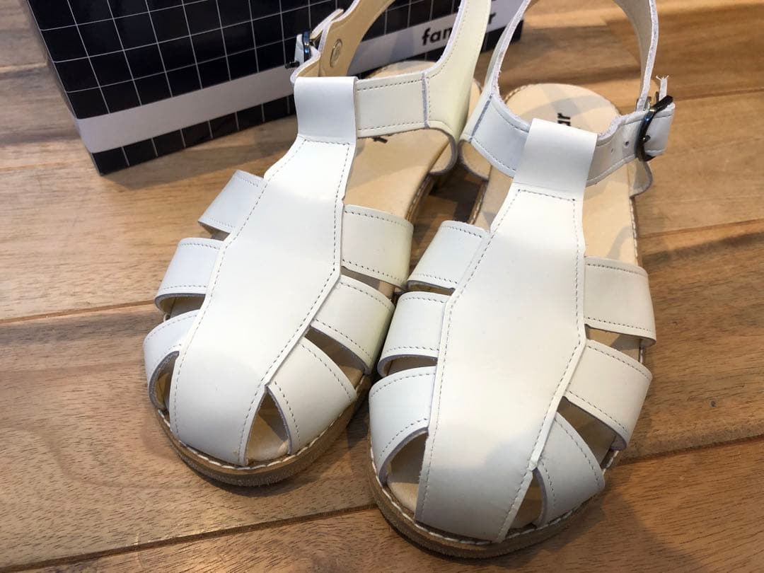 familiar サンダル 21cm