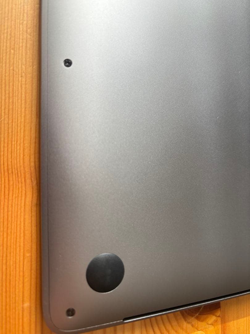 MacBook Pro2020 Core i5•16GB •1TB