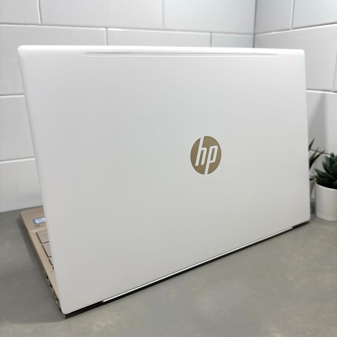 【希少】HPセラミックホワイト☘8世代i5☘NVMe256+HDD1TB☘️