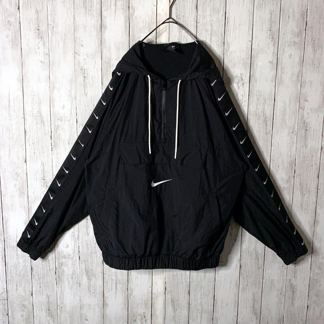 ナイキ アノラックパーカー 刺繍ロゴ サイドライン ビッグスウォッシュブラック