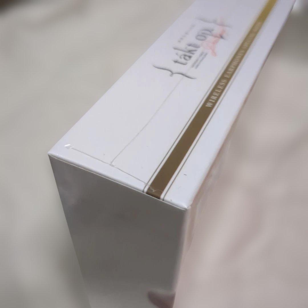 takt op. タクトオーパス コラボ ワイヤレスイヤホン 新品未開封