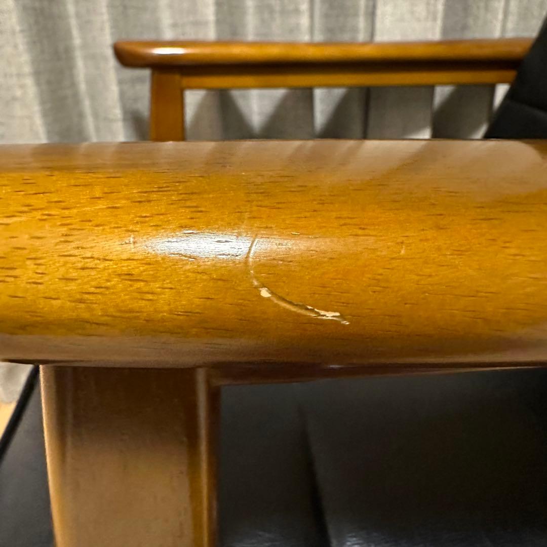 カリモク60 ソファ　1人掛け　ブラック