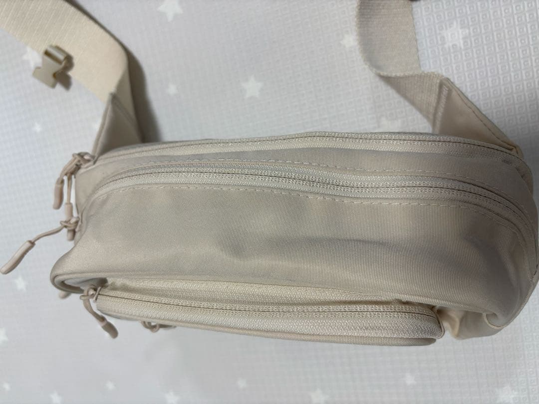 POMULU ポムル ヒップシート　ナチュラルアイボリー