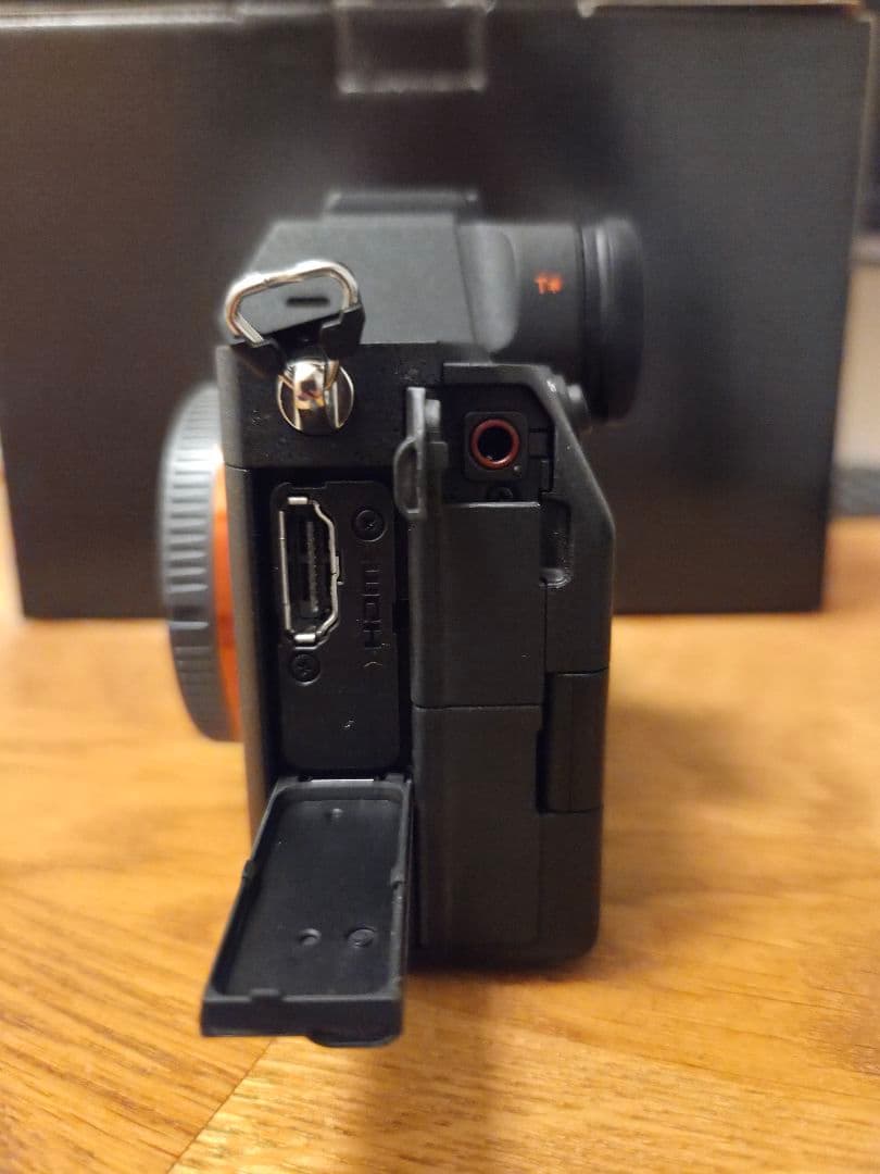 【 美品】SONY ソニー a7IV ILCE-7M4 ボディ