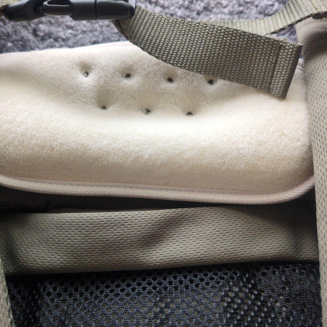 Aprica 抱っこ紐 カーキ　ラクリス　新品