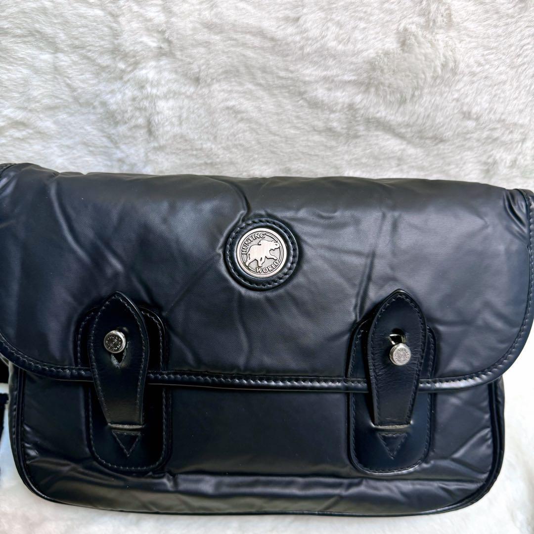 【極美品】ハンティングワールド　ショルダーバッグ　レザー　バチュークロス　黒