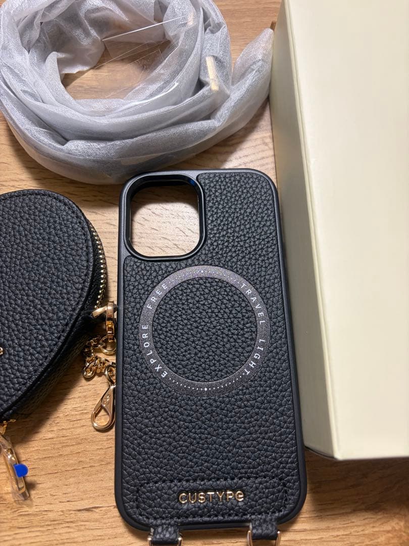 CUSTYPE　iPhone17