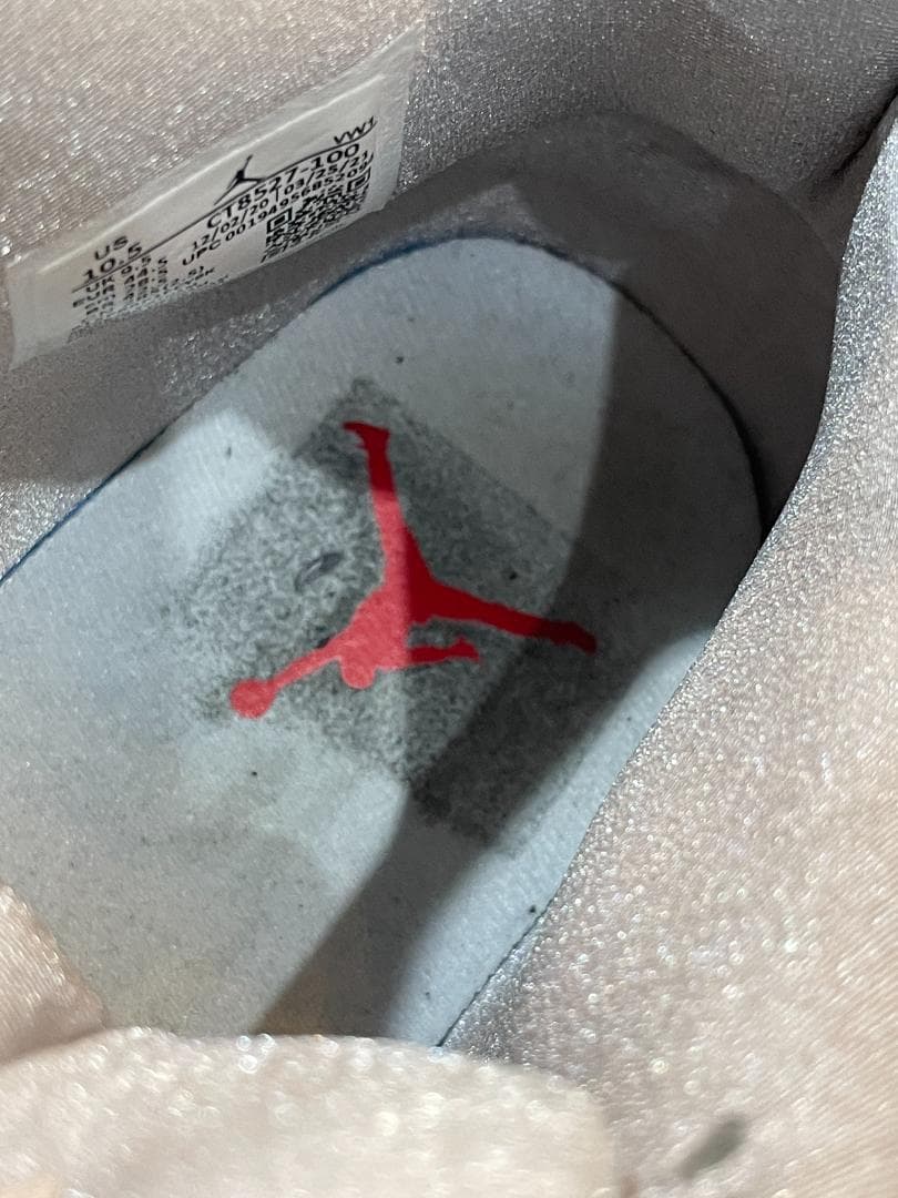 NIKE ナイキ エアジョーダン4 レトロ / テックホワイト