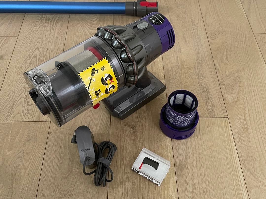 ダイソン⑥ V10超absolute仕様　２ヘッド付　新品パイプ 交換フィルター