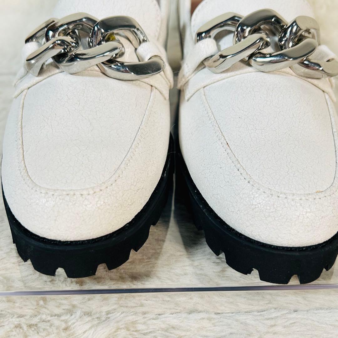 【未使用】銀座かねまつ チェーンローファー ホワイト系 トラックソール 22.5