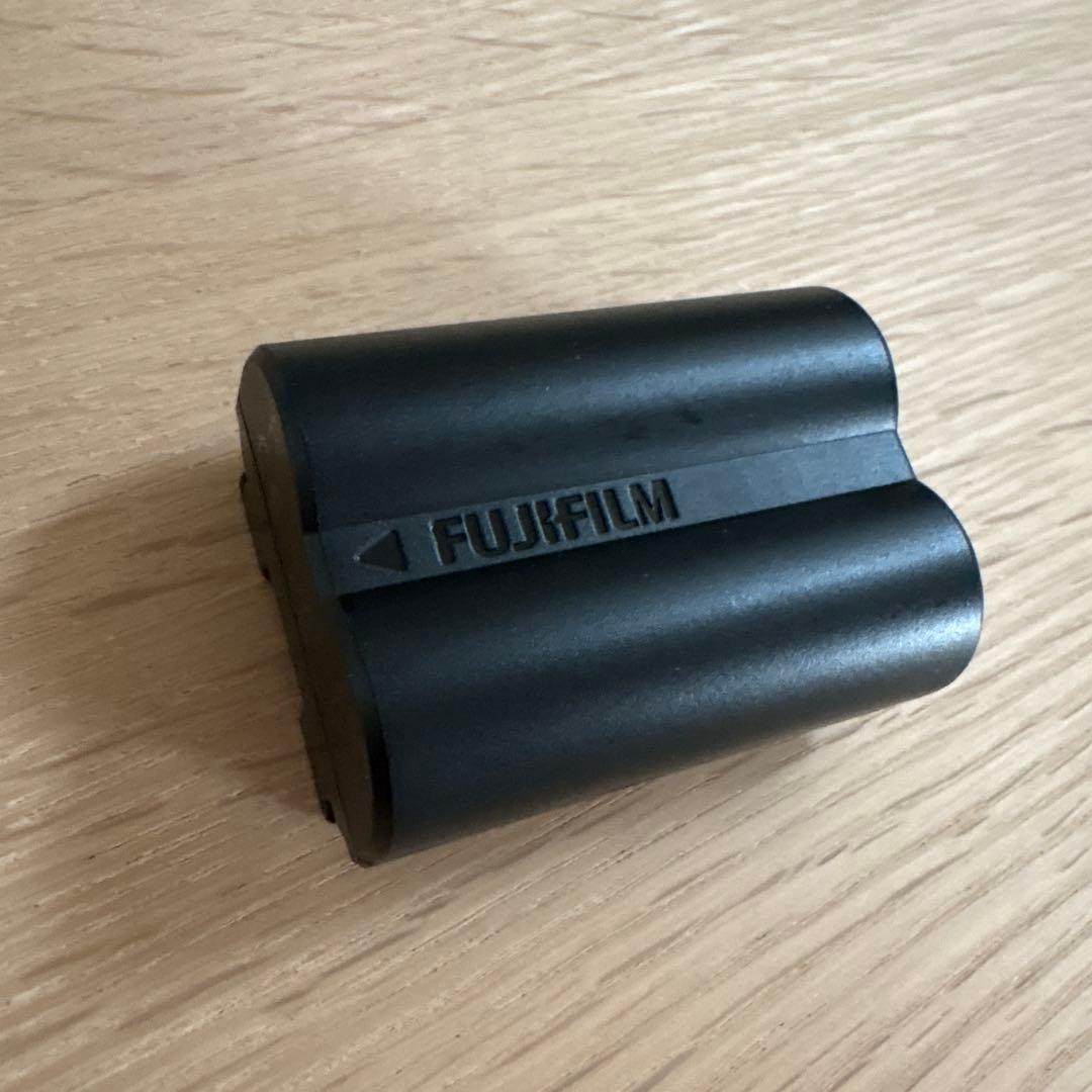 FUJIFILM デュアル充電器&バッテリーセット　BC-W235 フジフィルム