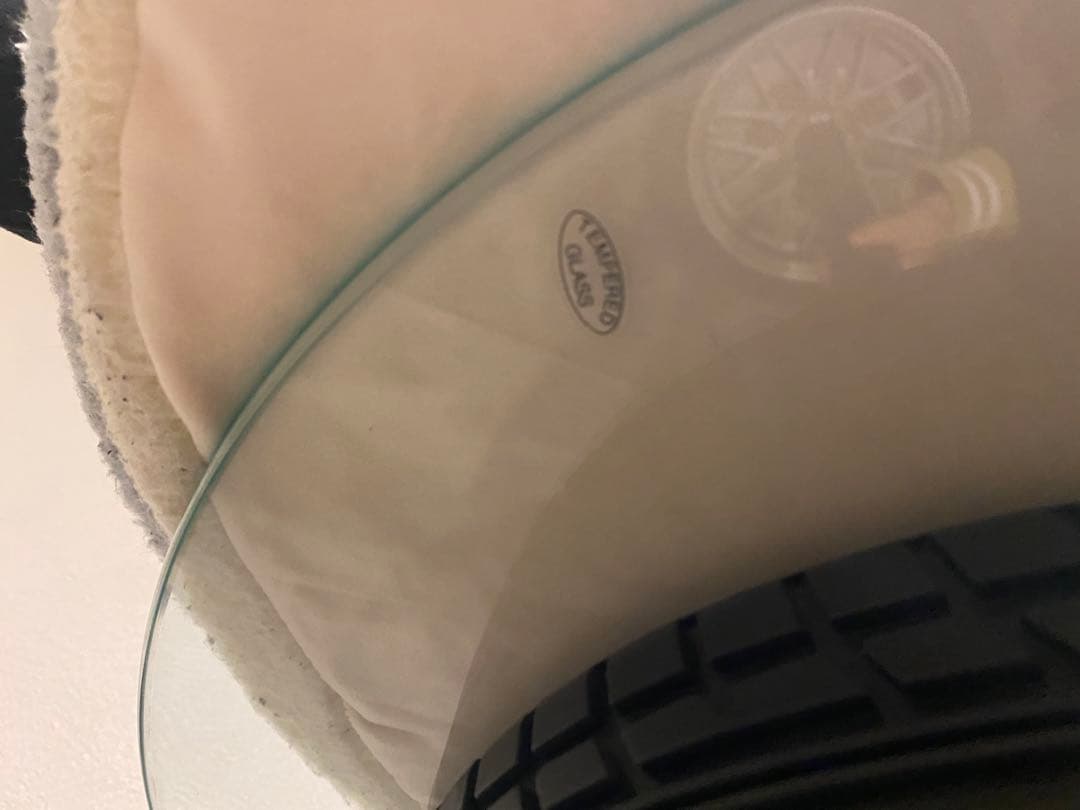 ホイールデザイン置時計とテーブルセット