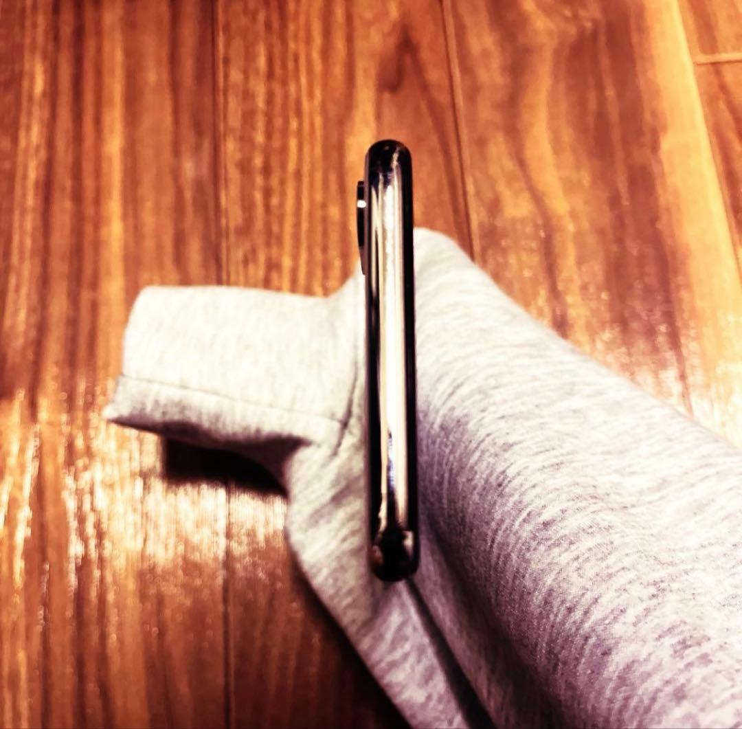 【美品】Apple iPhone X 256GB シルバー simフリー