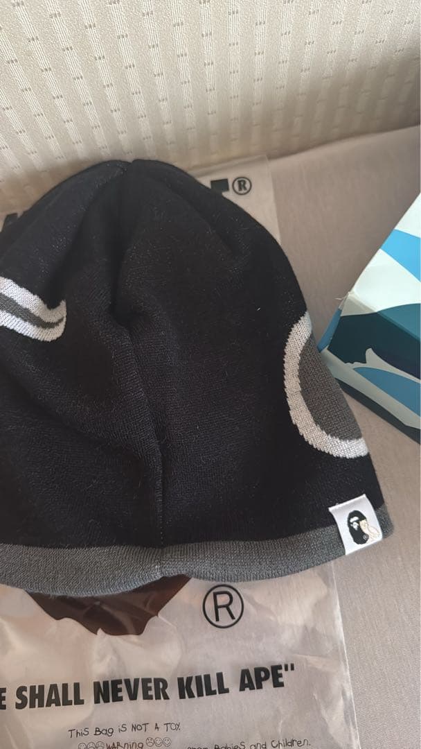 A BATHING APE ビーニー 黒/グレー ギフトボックス付き