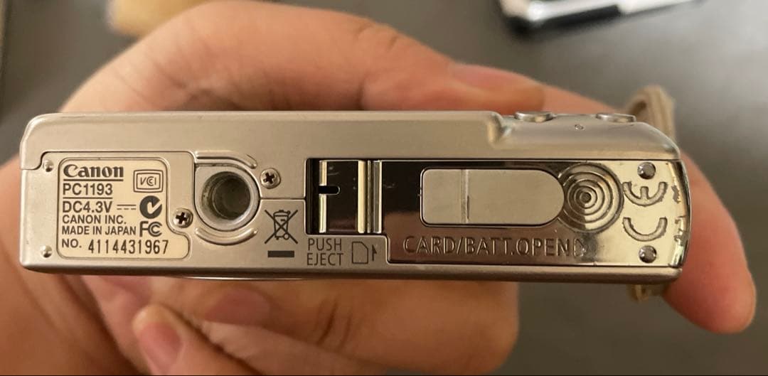 Canon IXY DIGITAL 610万画素 コンパクトカメラ