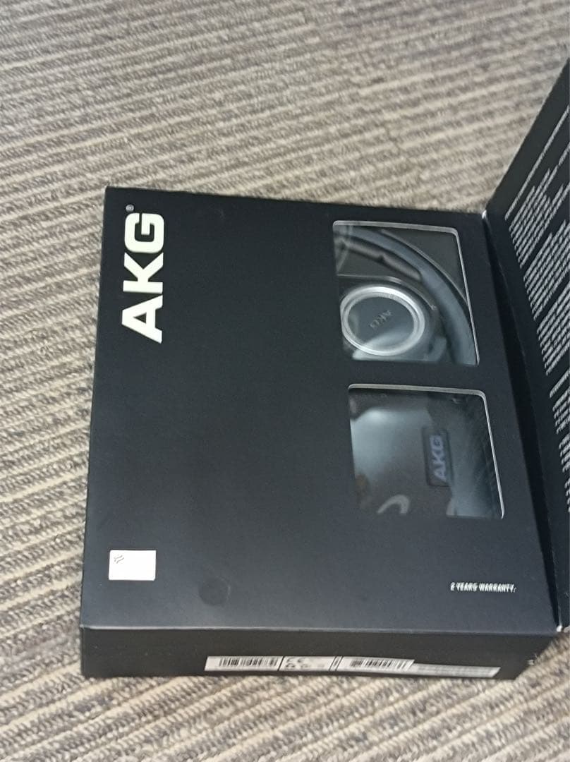 八6038【新品未開封】AKG ヘッドホン　K450 NAVY