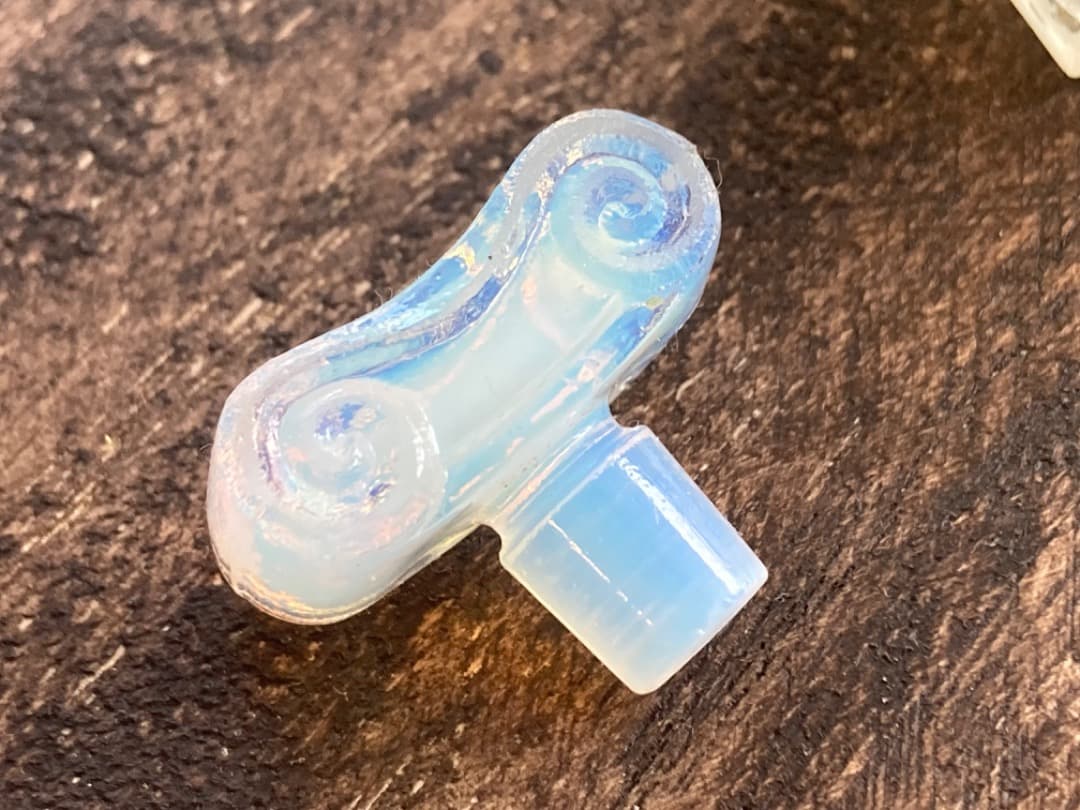 オパールセントガラス　香水瓶