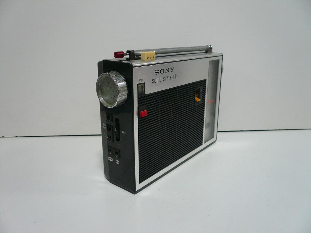 昭和レトロ SONY 3バンド ラジオ TFM-110F FM/SW/MW 短波