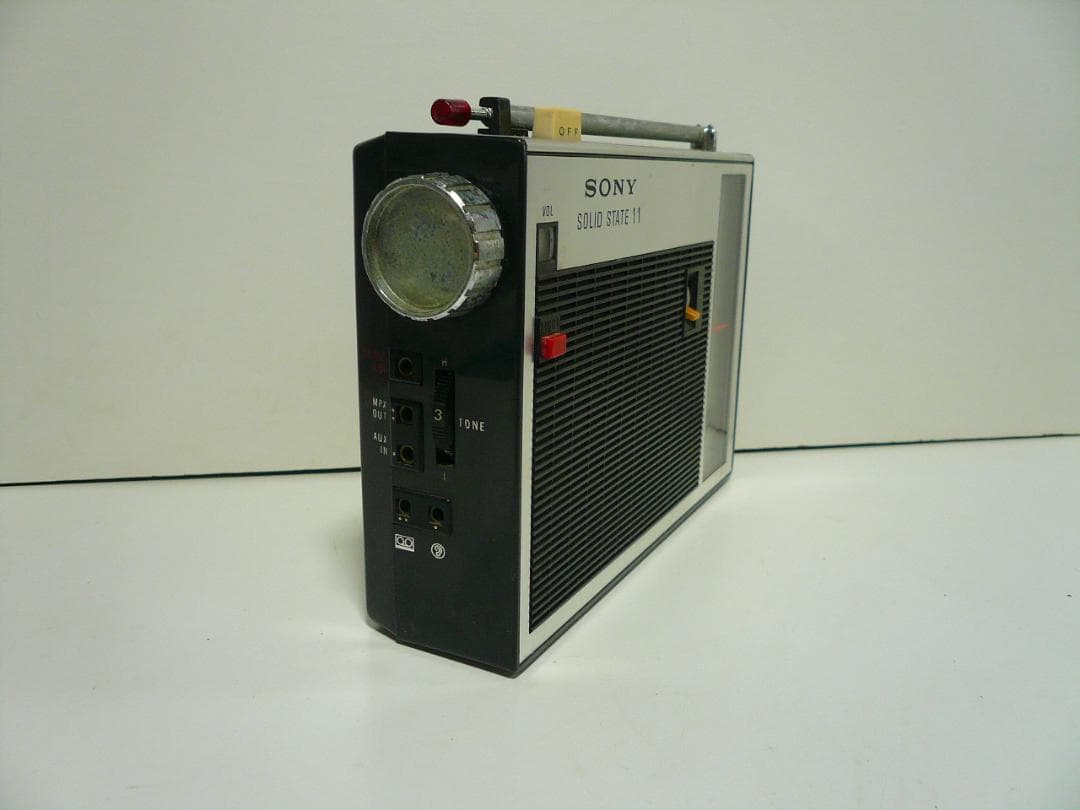 昭和レトロ SONY 3バンド ラジオ TFM-110F FM/SW/MW 短波