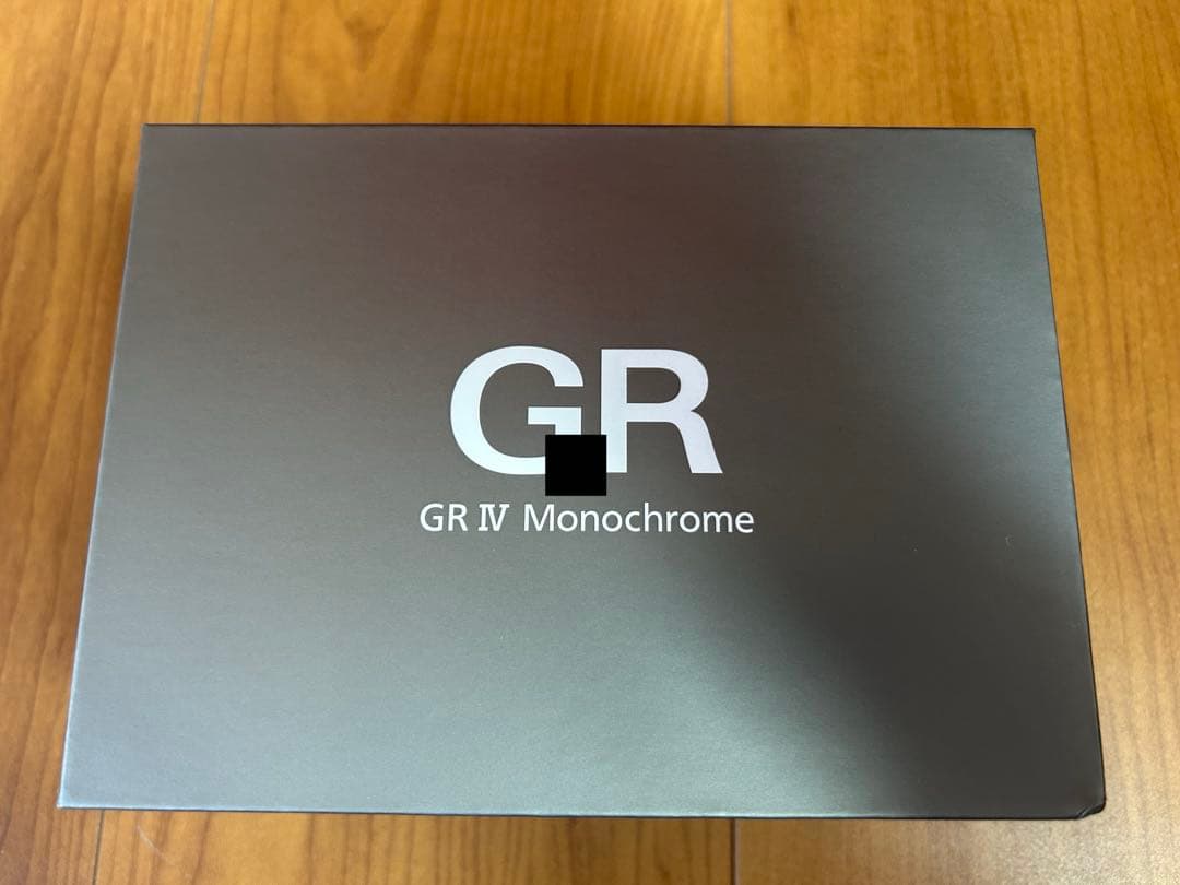 RICOH リコー GR IV Monochrome コンパクトデジタルカメラ