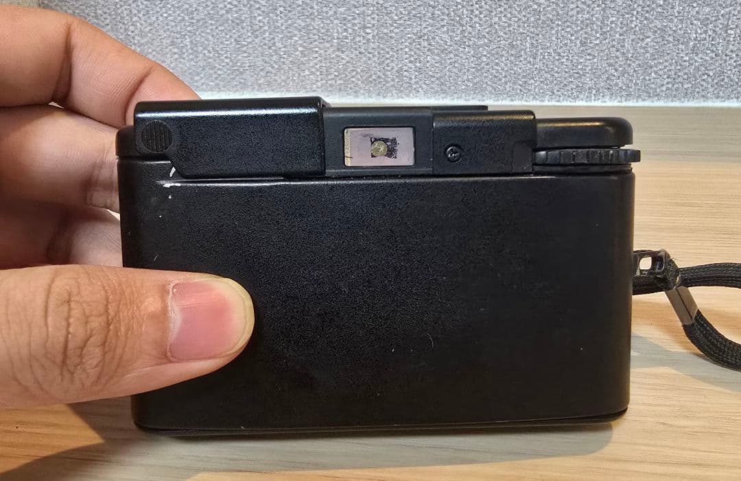 フィルムカメラ OLYMPUS XA