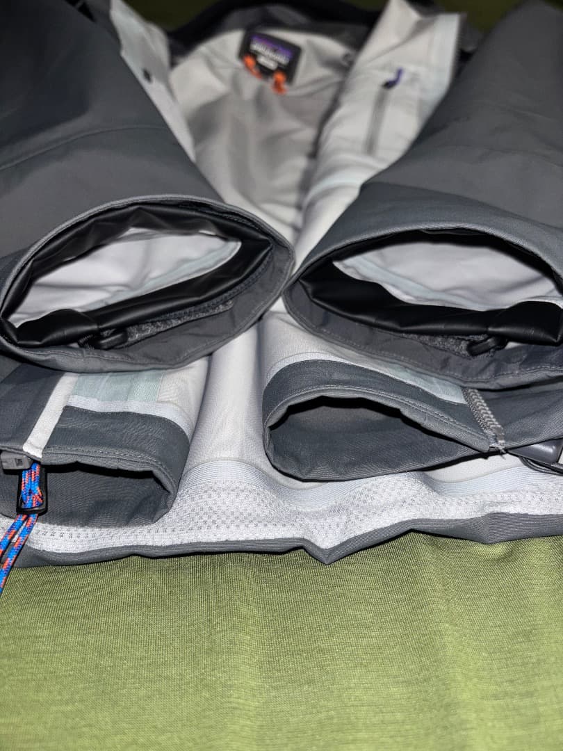 パタゴニア メンズ・スウィフトカレント・ウェーディング・ジャケット　Sサイズ