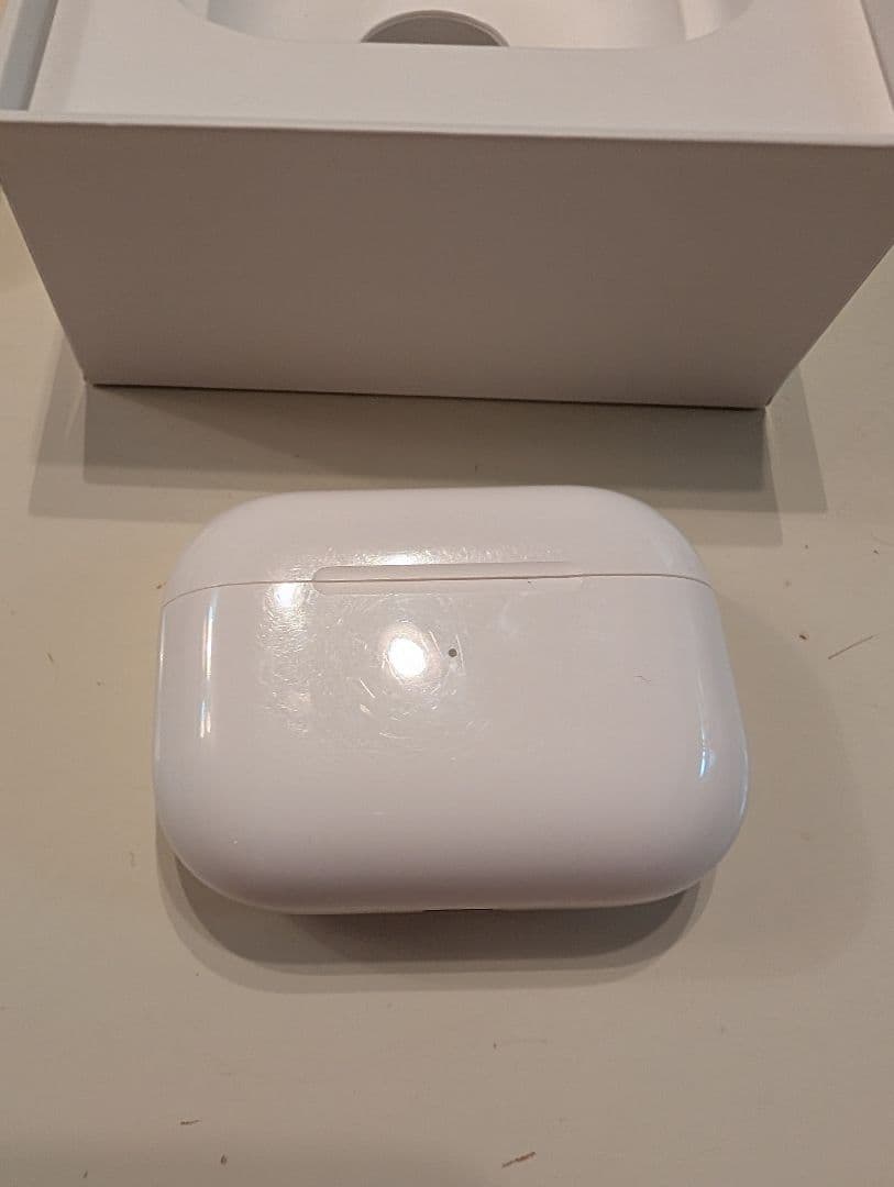 AirPods Pro (第1世代)ワイヤレス充電ケース付き