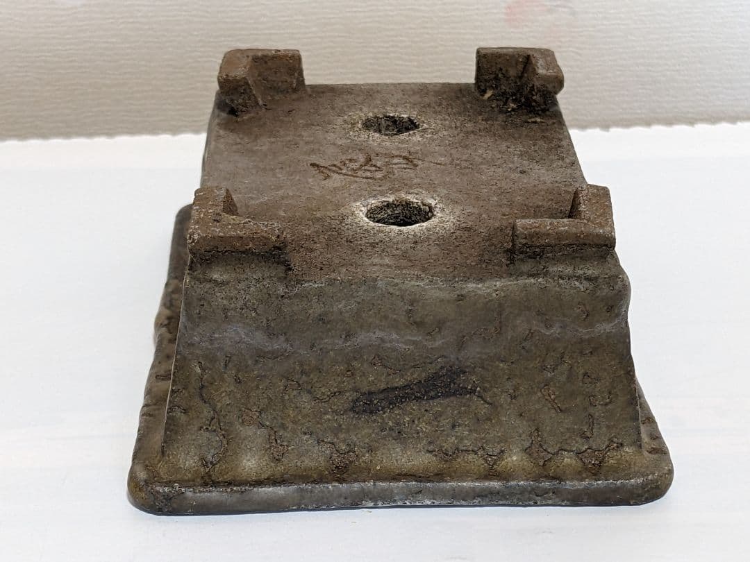 ♦小品盆栽鉢 辰山の釘彫り印 長方形四足ミニ盆栽鉢？中国 国内 古美術骨董品