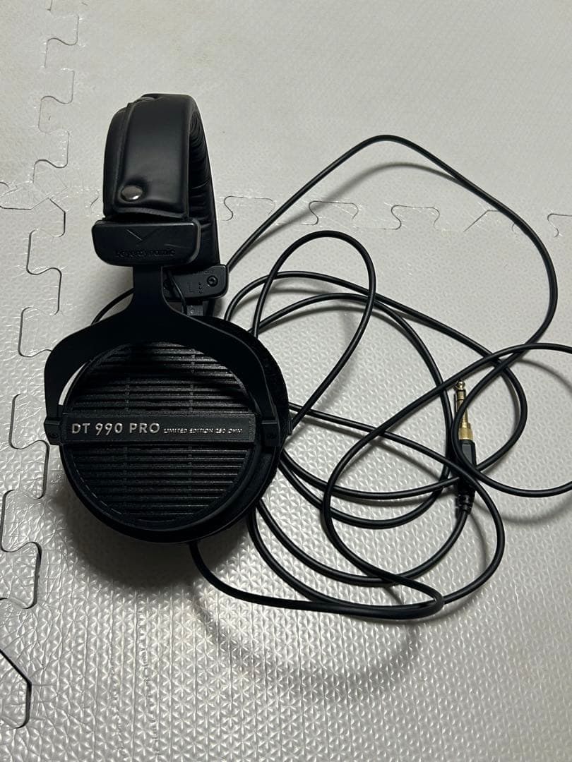 beyerdynamic DT990PRO 250Ω BLACK EDITION