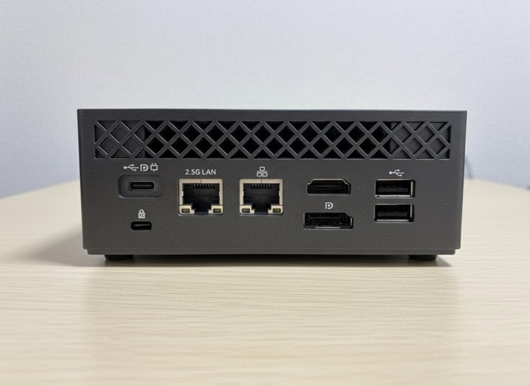 【美品】 Mini PC SkyBarium MN57