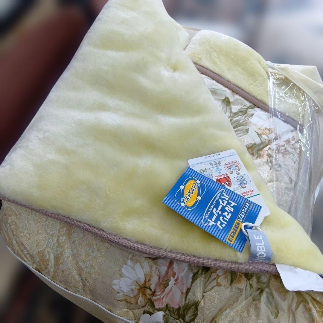 momoさん専用商品　2点セット トルマリン掛+もこもこ敷きパッド