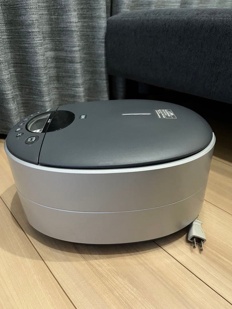 象印 IH炊飯器 NP-DB10 グレー✖️シルバー【美品】