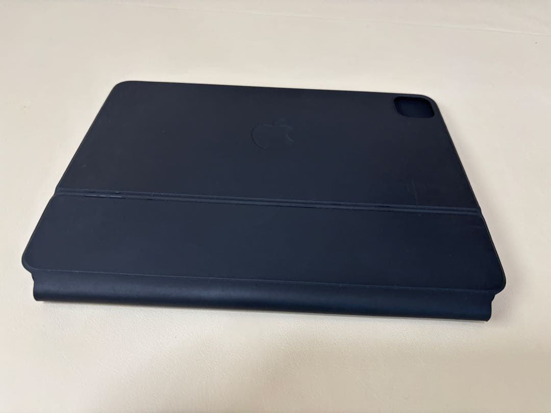 Apple iPad 11インチ　Magic Keyboard ブラック