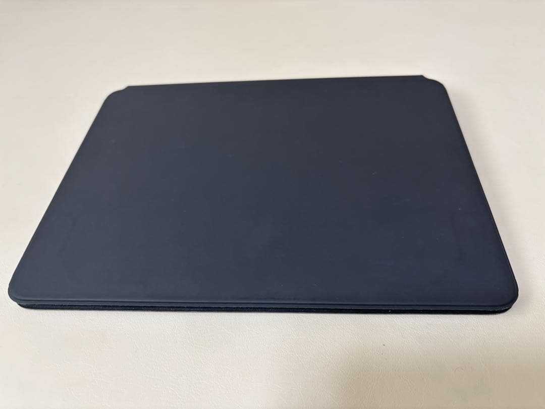 Apple iPad 11インチ　Magic Keyboard ブラック