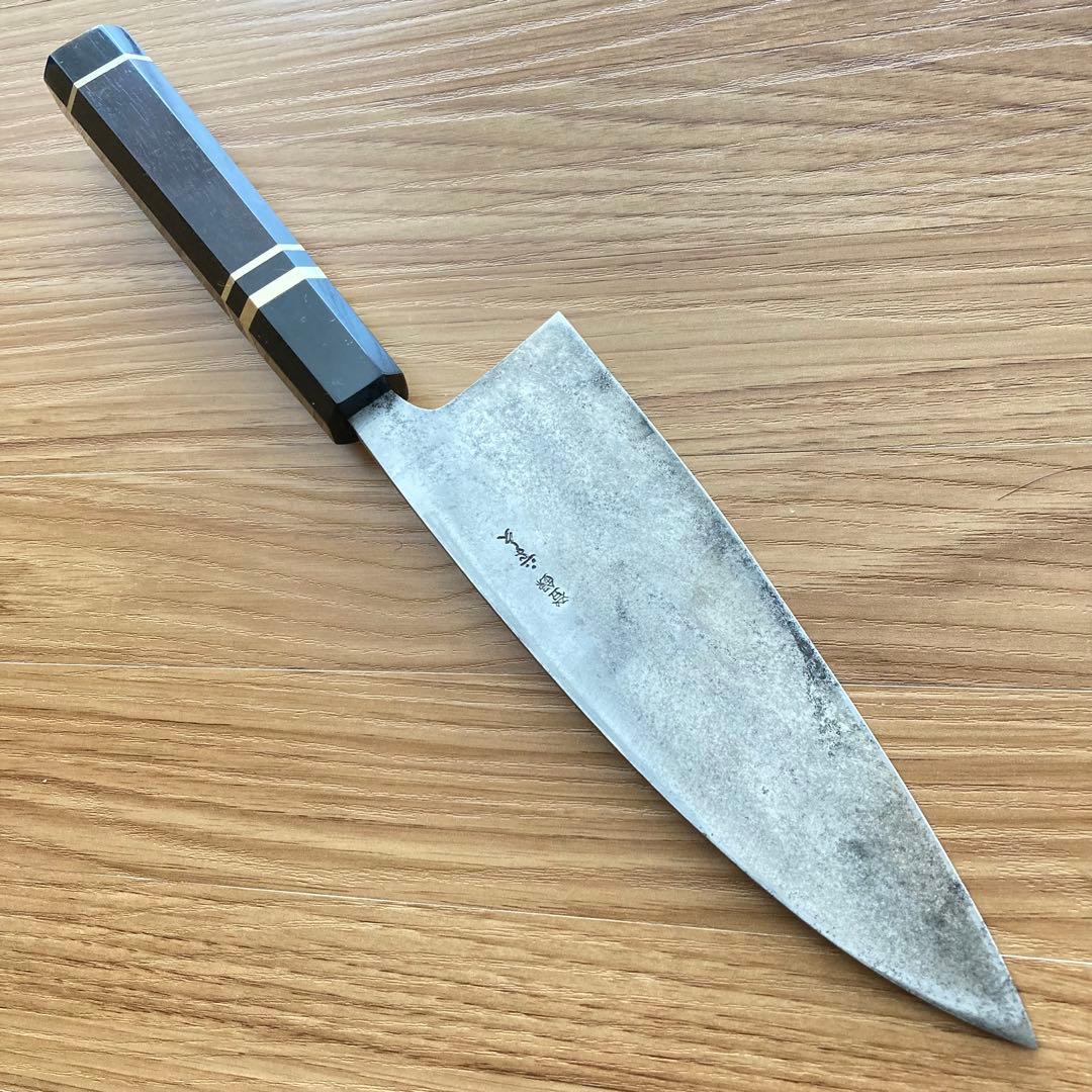 【二唐刃物 よし久】 高級黒檀柄 相出番 薄出刃 刃渡18cm 厚4mm