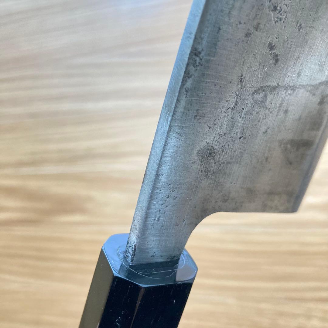 【二唐刃物 よし久】 高級黒檀柄 相出番 薄出刃 刃渡18cm 厚4mm