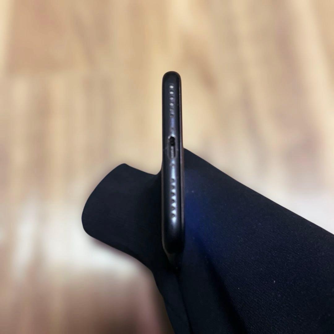 【超美品】iPhoneSE 第2世代128GB SIMフリー