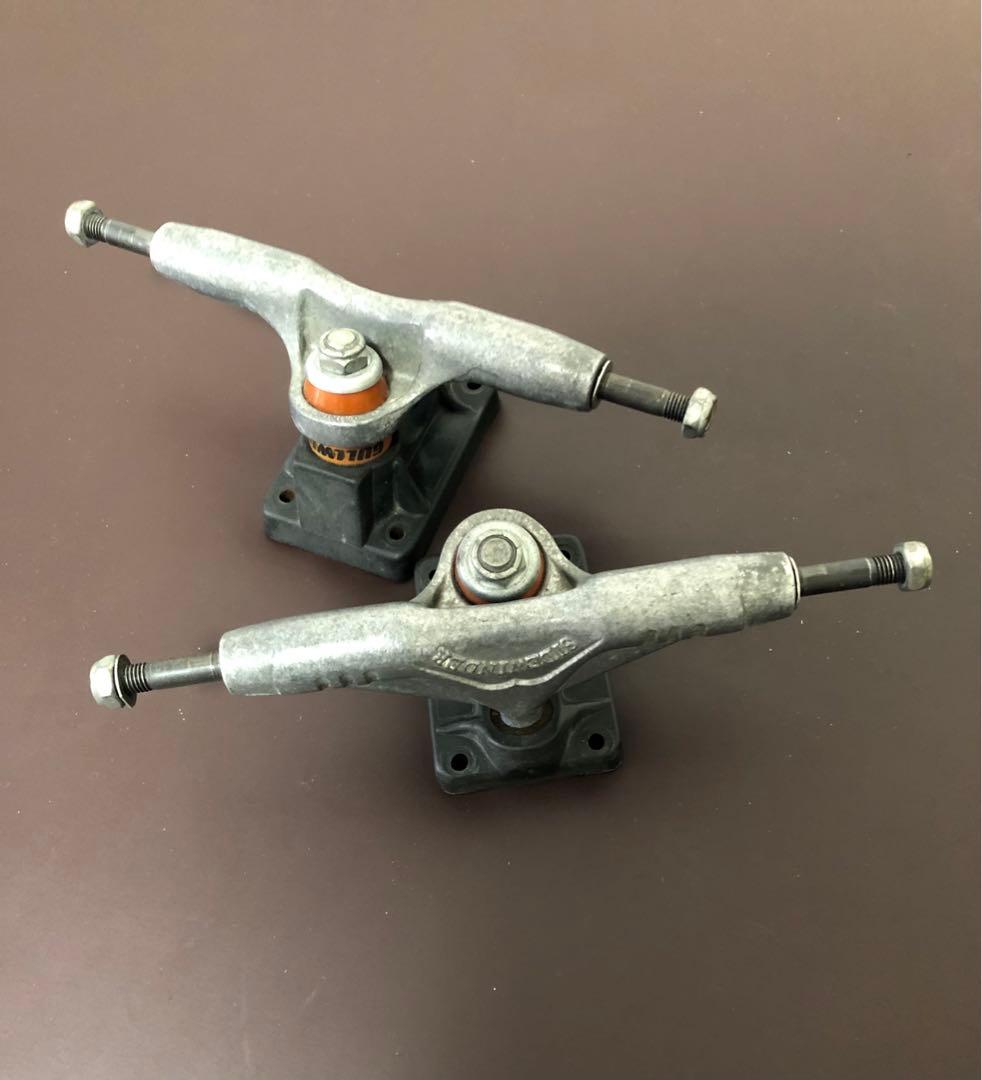OLD レア1980's Gullwing trucks Sidewinder