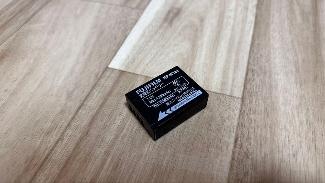 Fujifilm X-E1ボディーと単焦点レンズセット