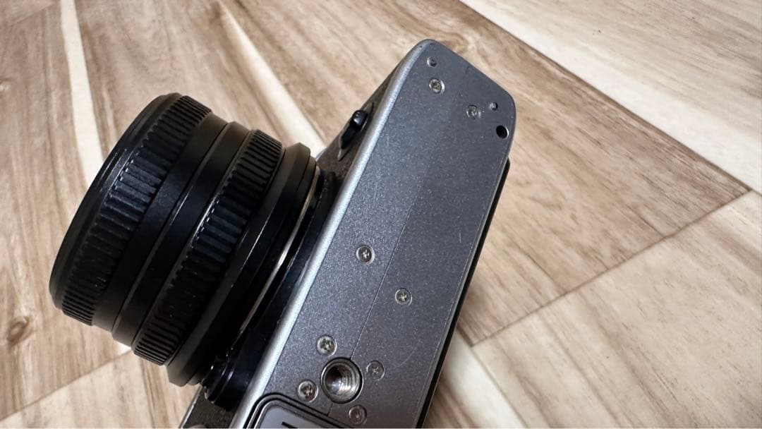 Fujifilm X-E1ボディーと単焦点レンズセット