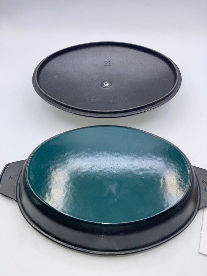 staub ストウブ オーバルホットプレート 23cm ブラック