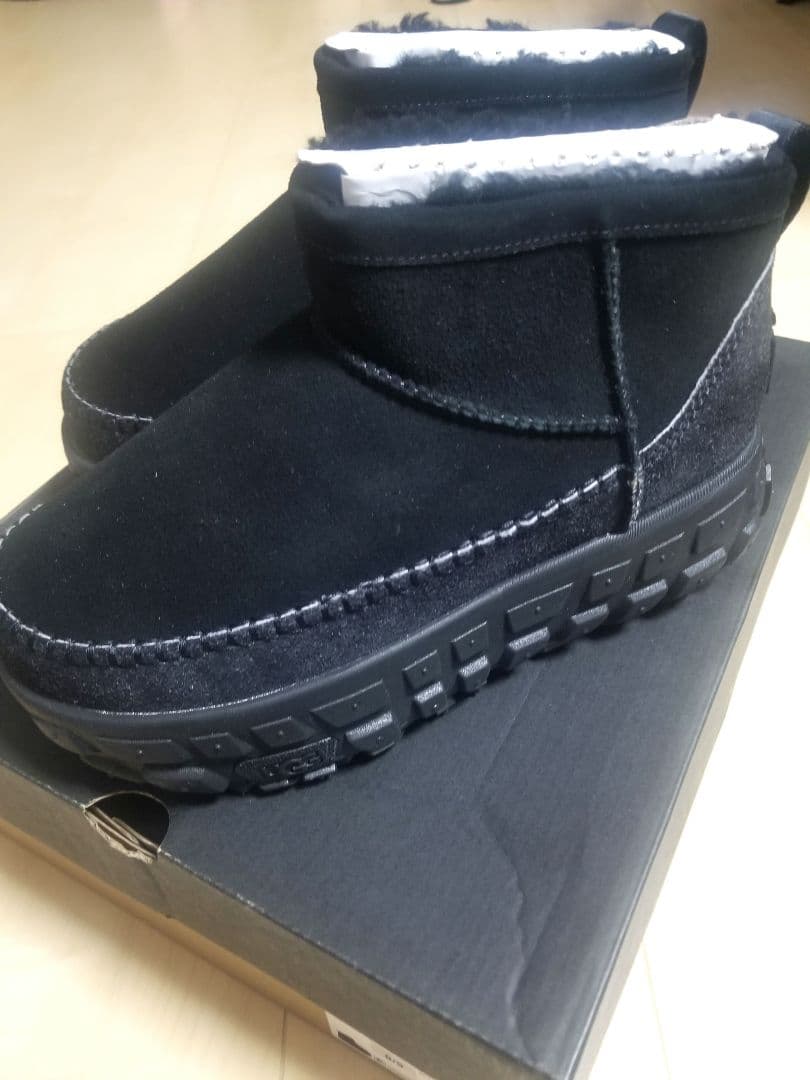 UGG アグ 新品未使用 ベンチャーデイズウルトラミニ ムートンブーツ 26