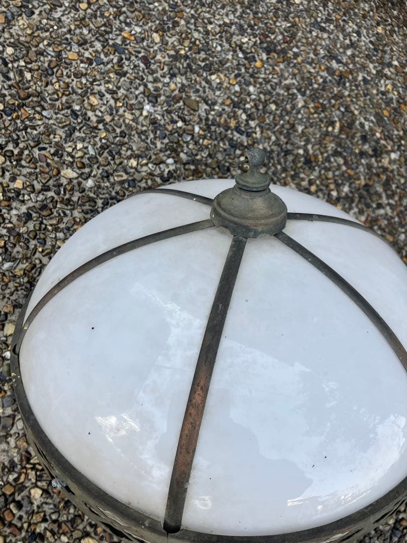 レトロ　昭和大正　ヴィンテージ　乳白色/ランプシェード　球体ランプシェード　銅枠