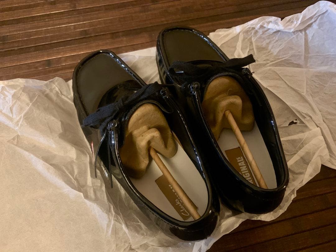 Supreme × Clarks patent leather wallabee