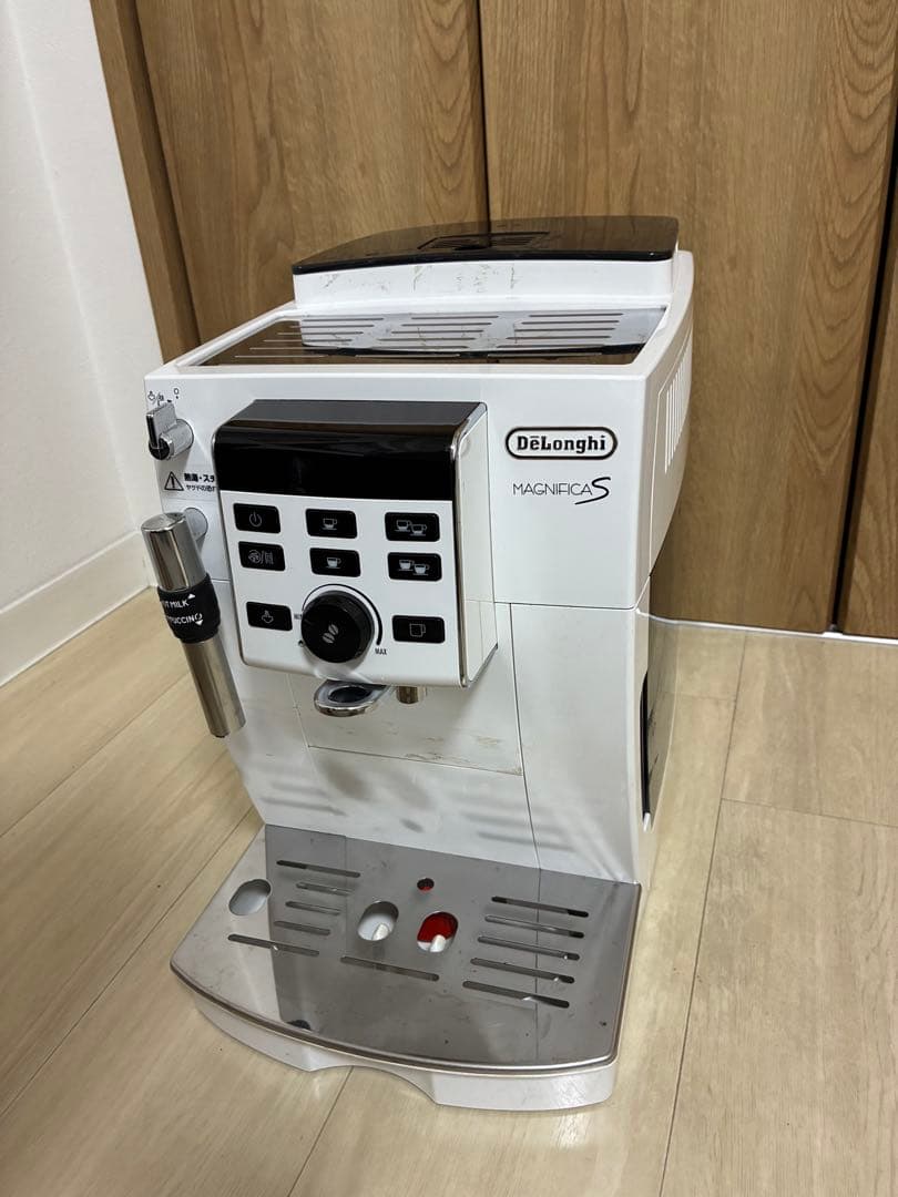デロンギ　マグニフィカs ecam23120 ジャンク品