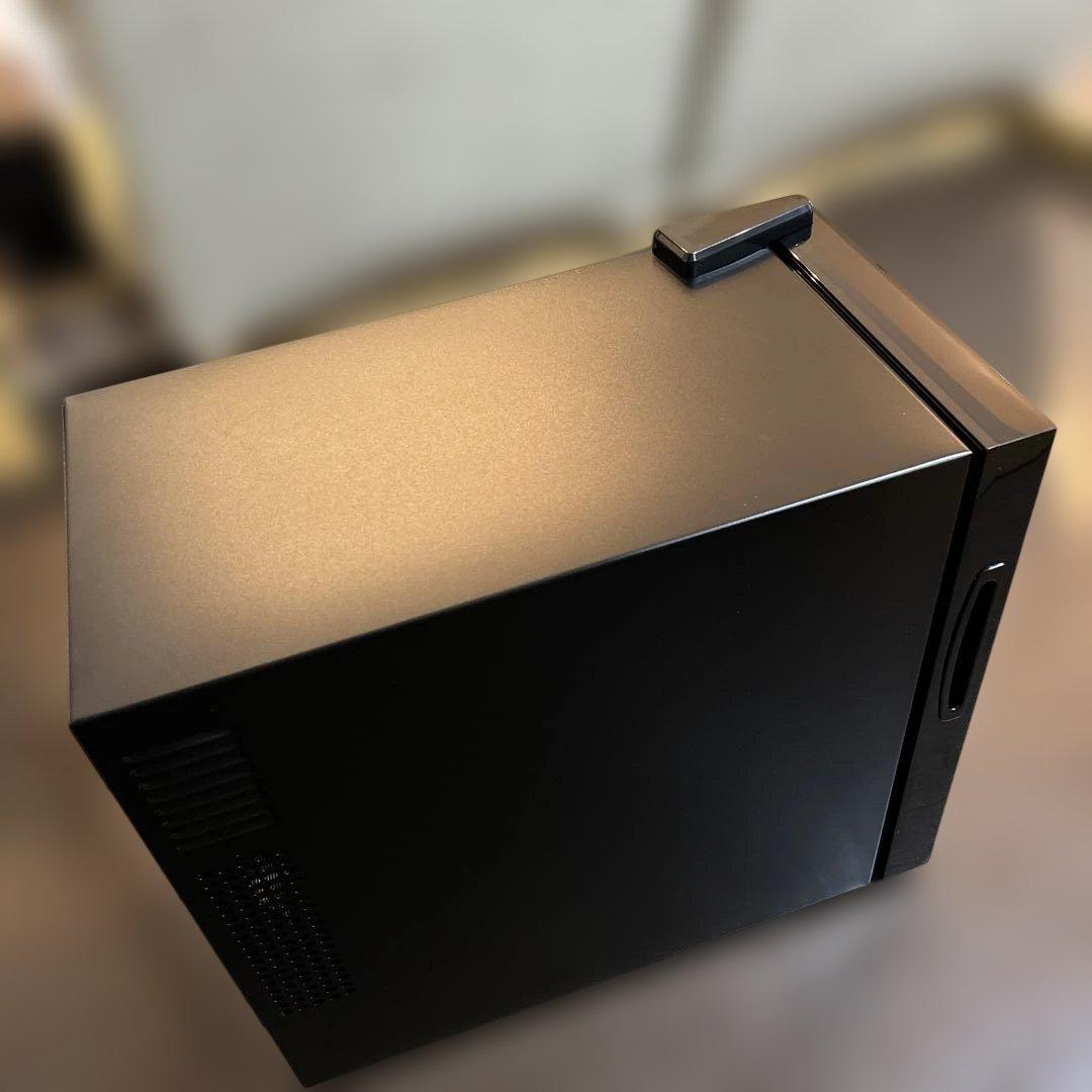 美品★アイリスオーヤマ ペルチェ式ワインセラー IWC-P081A 2023年製