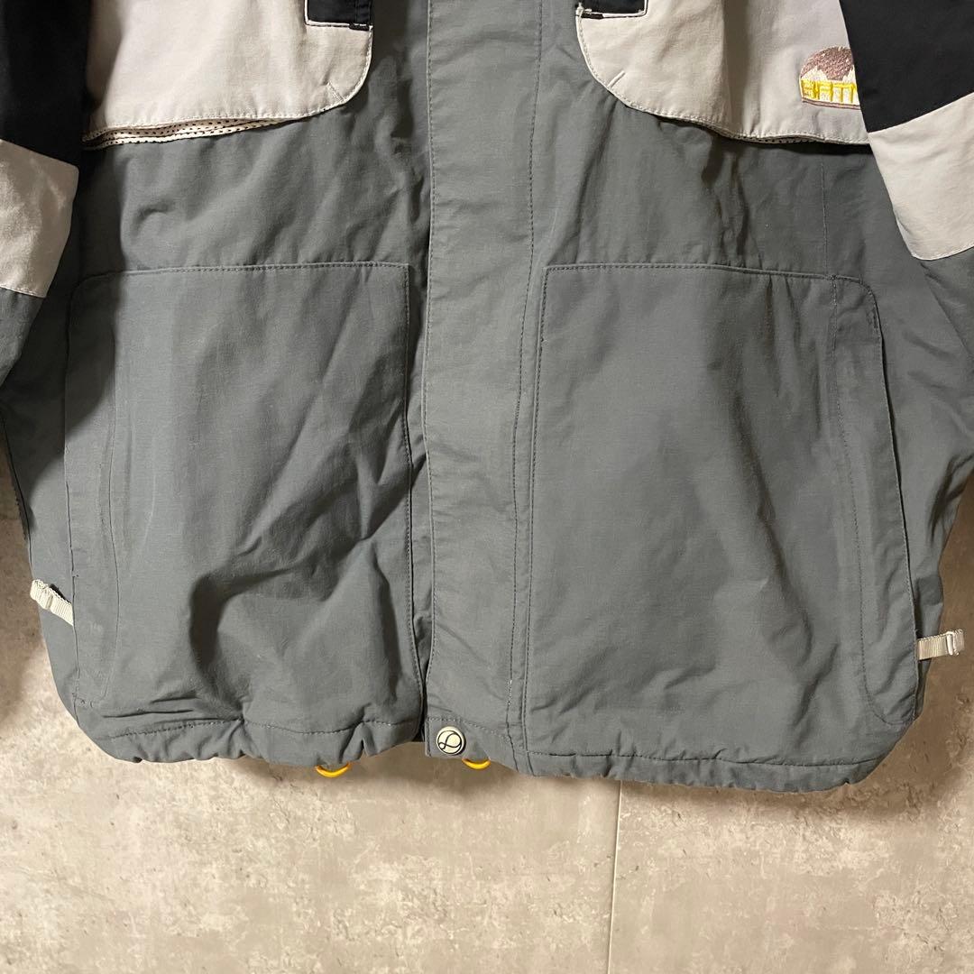 Burtonバートンスキーウェアスノーボードジャケット黒ブラック灰色グレー刺繍