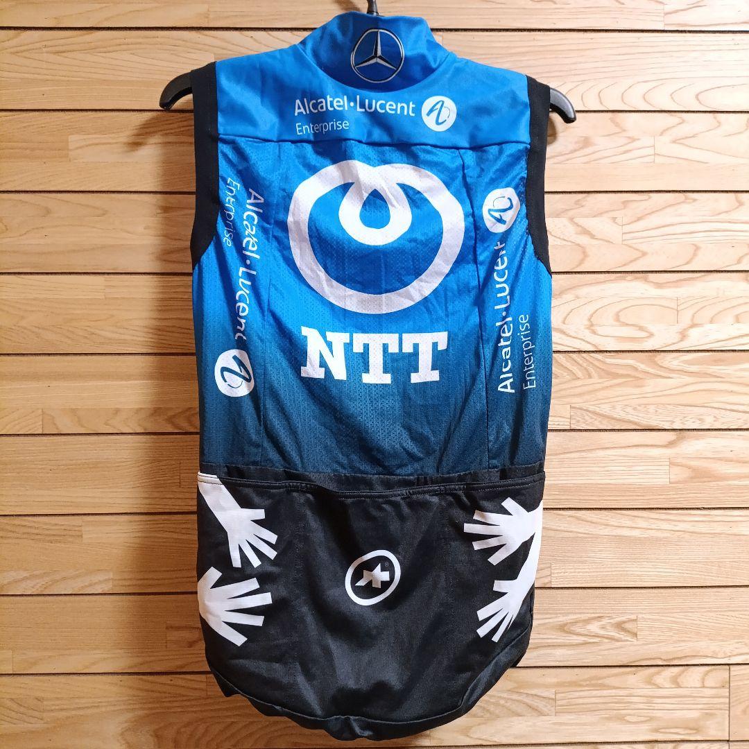 支給品　NTT PRO CYCLING サーマルベスト　ASSOS アソス