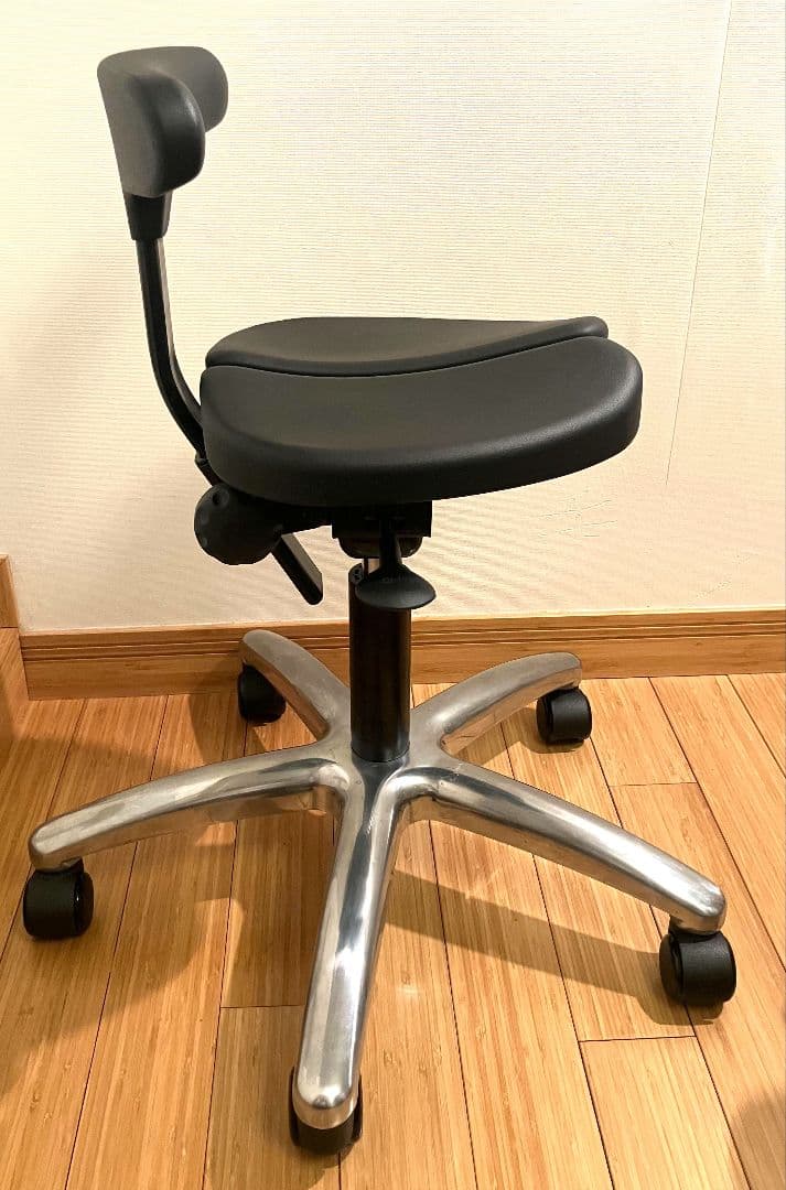 美品 送料無料 アーユルチェア・プレミアム01