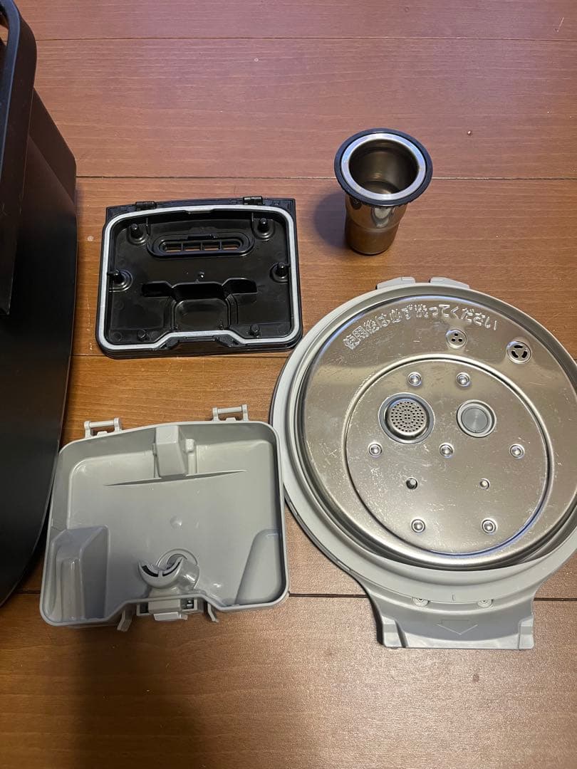 パナソニックIHジャー炊飯器 SR-VSX101 2021年製プラック